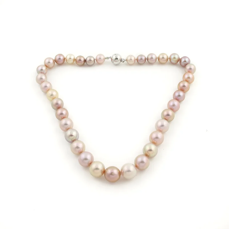 Ladies fitted collar necklaces -14k White Gold Diamond Clasp x Lavender Pearl Necklace