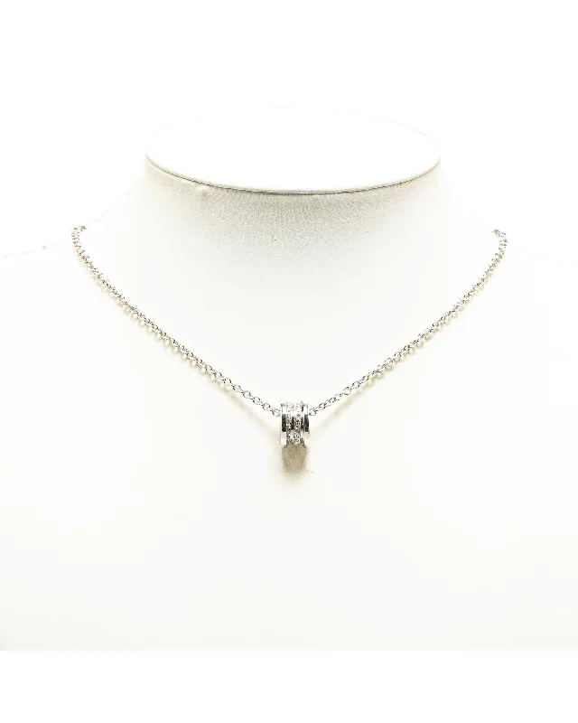 Ladies robust link necklaces -Diamond Pendant Necklace in 18K White Gold