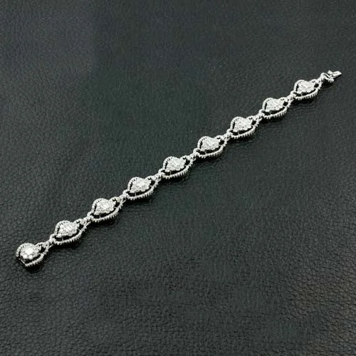 Ladies might gleam bracelets -Diamond Link Bracelet