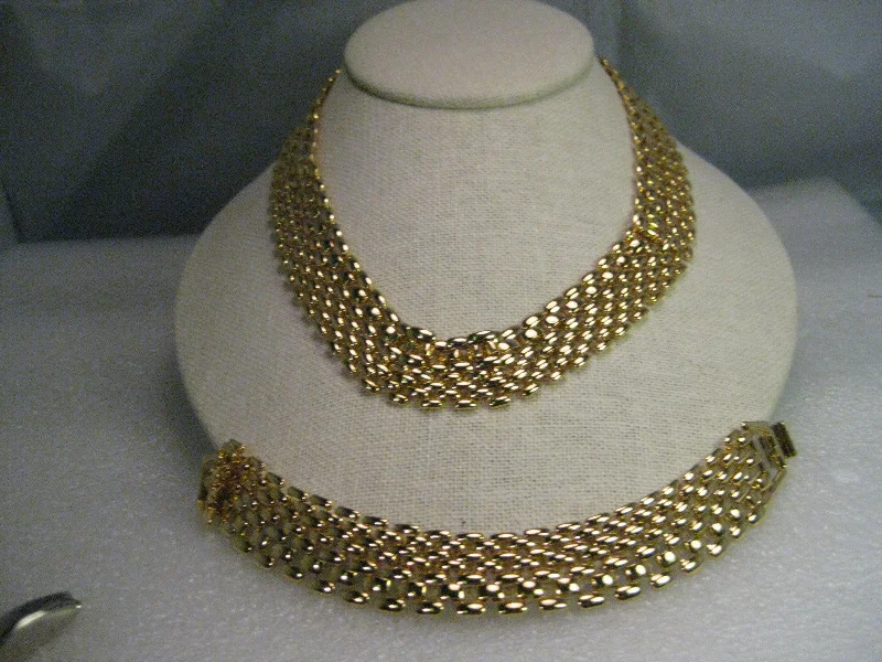 Ladies bargain glow necklaces -Vintage Necklace & Bracelet Set, Gold tone, Woven Design, 3/4" wide, Premier Design, 17.5"