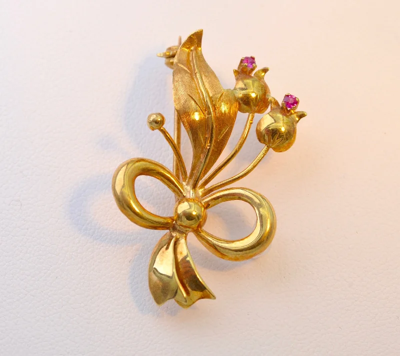 gold filigree brooch for women -18K Yellow Gold Brooch with Rubies