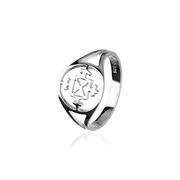 ladies gold rings dragonfly motifs -Orkney Traditional Silver Ring R67