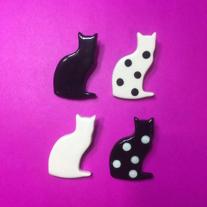 ladies casual brooch for everyday -RJ Crosses Brooch - Sitting Cat Various